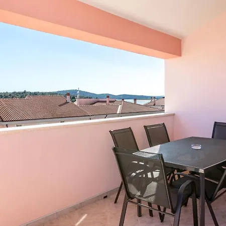 Apartment Irina *