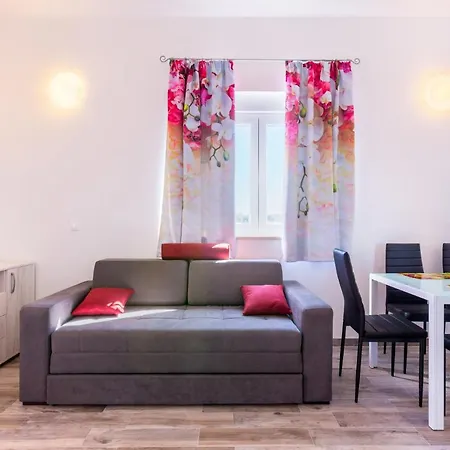 House Burle Apartment Medulin