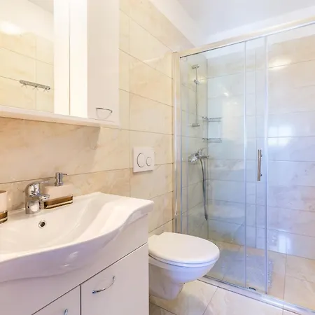 Apartment Irina *
