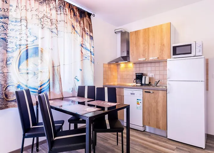 House Burle Apartment